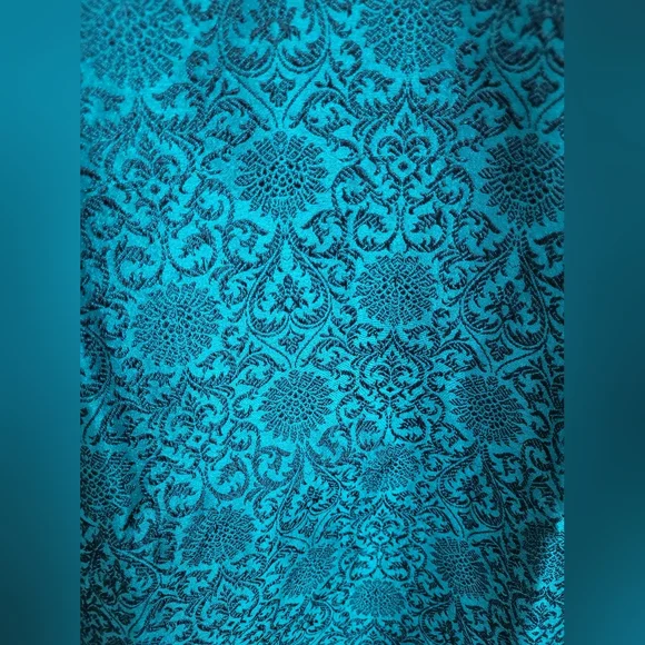 Classy Short Kurta - Picture 4 of 10